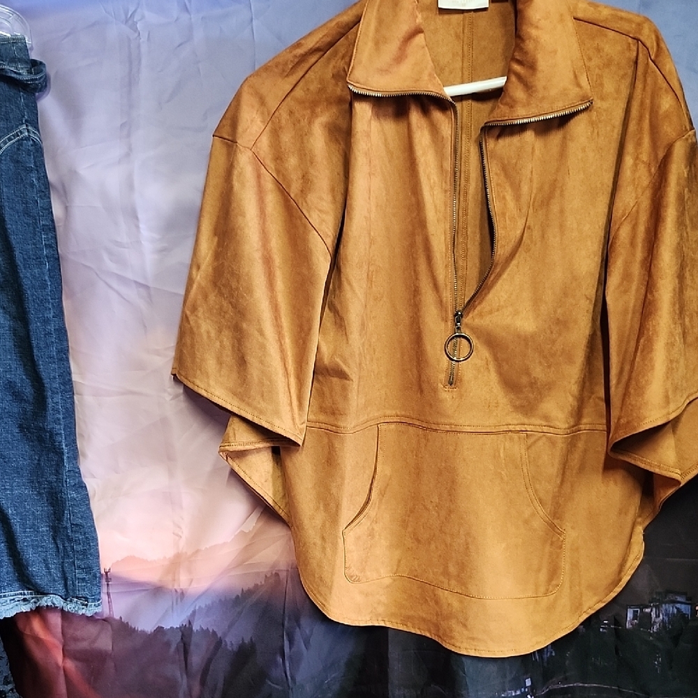 Nwot Elegant Tan Cape Jacket for Women